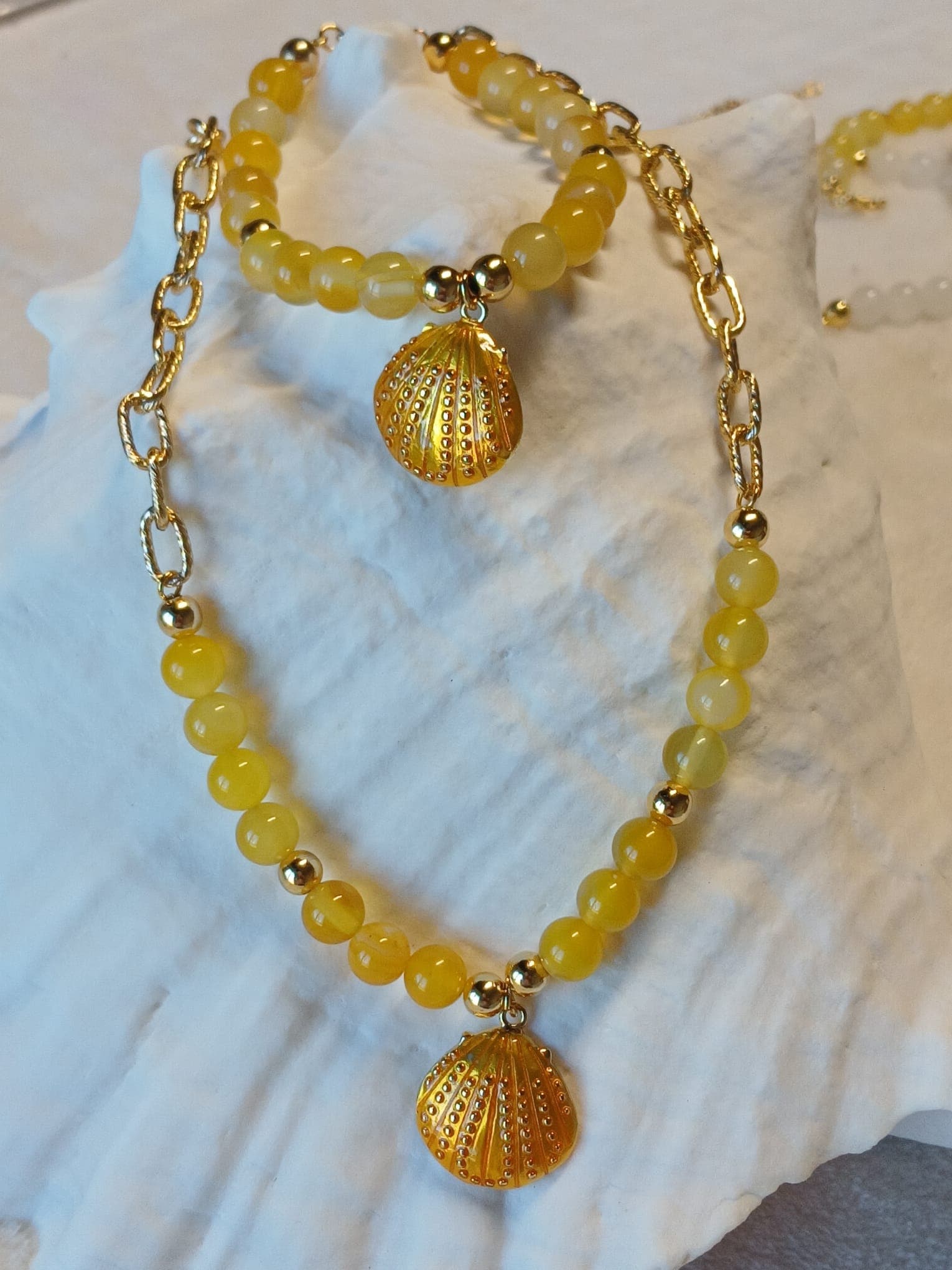 Citrine Shell Necklace & Bracelet