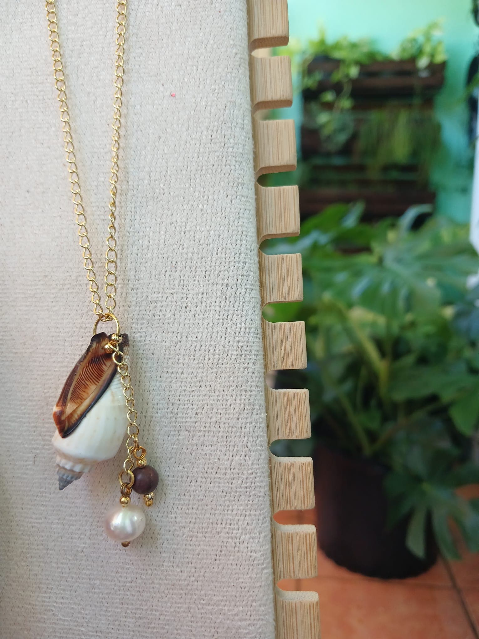 Spire Shell Pearl Necklace